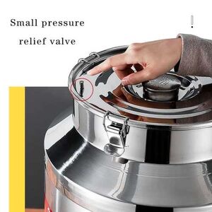 מיכל נירוסטה לשתייה 88 ליטר  ברז